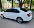 Білий Шкода Рапід, об'ємом двигуна 1.6 л та пробігом 255 тис. км за 8400 $, фото 7 на Automoto.ua