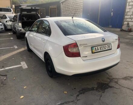 Белый Шкода Рапид, объемом двигателя 1.6 л и пробегом 259 тыс. км за 7500 $, фото 4 на Automoto.ua