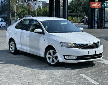 Белый Шкода Рапид, объемом двигателя 1.2 л и пробегом 132 тыс. км за 8500 $, фото 27 на Automoto.ua