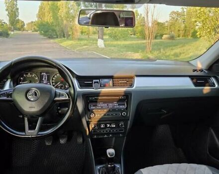 Білий Шкода Рапід, об'ємом двигуна 1.6 л та пробігом 156 тис. км за 8650 $, фото 10 на Automoto.ua