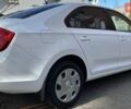 Белый Шкода Рапид, объемом двигателя 1.2 л и пробегом 105 тыс. км за 8500 $, фото 3 на Automoto.ua