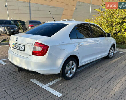 Шкода Рапид 2013 в Киеве на Automoto.ua Белый Шкода Рапид, объемом двигателя 1.6 л и пробегом 200 тыс. км за 8500 $, фото 7 на Automoto.ua