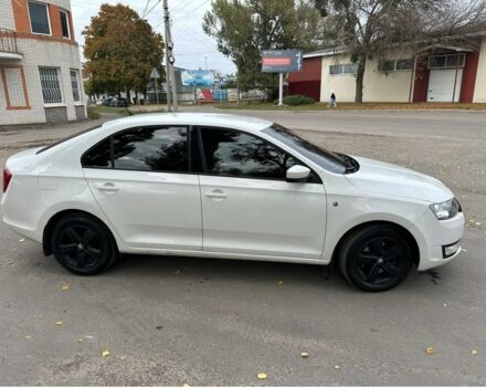 Білий Шкода Рапід, об'ємом двигуна 1.2 л та пробігом 230 тис. км за 8000 $, фото 6 на Automoto.ua