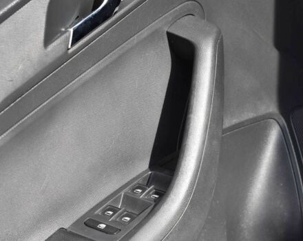 Белый Шкода Рапид, объемом двигателя 1.2 л и пробегом 144 тыс. км за 7999 $, фото 9 на Automoto.ua