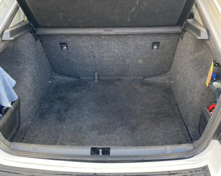 Белый Шкода Рапид, объемом двигателя 1.6 л и пробегом 175 тыс. км за 7300 $, фото 13 на Automoto.ua