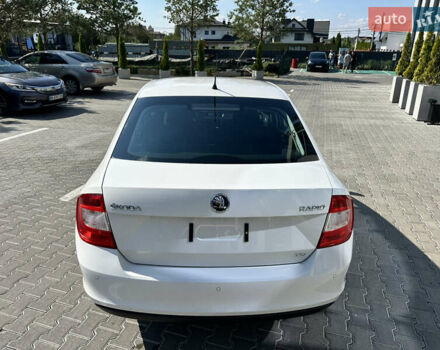 Белый Шкода Рапид, объемом двигателя 1.2 л и пробегом 132 тыс. км за 8500 $, фото 24 на Automoto.ua