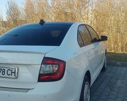 Белый Шкода Рапид, объемом двигателя 1.2 л и пробегом 122 тыс. км за 7500 $, фото 4 на Automoto.ua