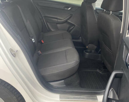 Білий Шкода Рапід, об'ємом двигуна 1.6 л та пробігом 257 тис. км за 8500 $, фото 17 на Automoto.ua