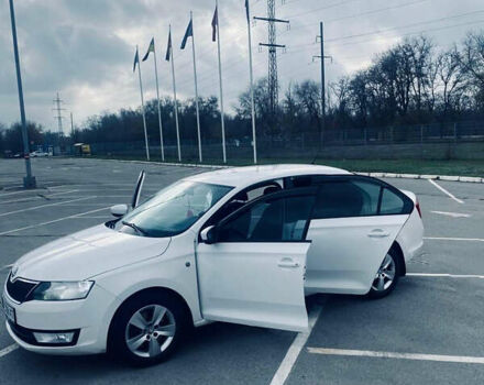 Білий Шкода Рапід, об'ємом двигуна 1.6 л та пробігом 257 тис. км за 8500 $, фото 6 на Automoto.ua