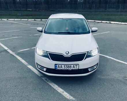 Білий Шкода Рапід, об'ємом двигуна 1.6 л та пробігом 257 тис. км за 8500 $, фото 3 на Automoto.ua