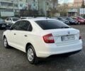 Шкода Рапид 2014 в Полтаве на Automoto.ua Белый Шкода Рапид, объемом двигателя 1.2 л и пробегом 140 тыс. км за 6700 $, фото 2 на Automoto.ua