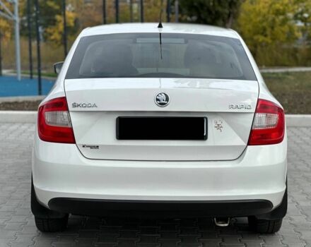Шкода Рапид 2014 в Кропивницком (Кировограде) на Automoto.ua Белый Шкода Рапид, объемом двигателя 1.2 л и пробегом 180 тыс. км за 7499 $, фото 7 на Automoto.ua