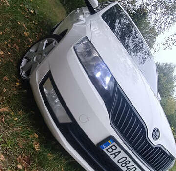 Білий Шкода Рапід, об'ємом двигуна 1.6 л та пробігом 350 тис. км за 7500 $, фото 2 на Automoto.ua