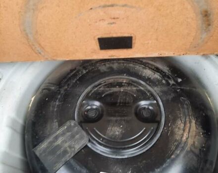 Белый Шкода Рапид, объемом двигателя 1.2 л и пробегом 291 тыс. км за 7000 $, фото 15 на Automoto.ua