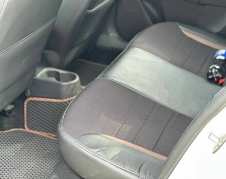 Шкода Рапид 2014 в Кропивницком (Кировограде) на Automoto.ua Белый Шкода Рапид, объемом двигателя 1.2 л и пробегом 180 тыс. км за 7499 $, фото 14 на Automoto.ua