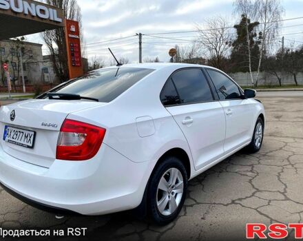 Білий Шкода Рапід, об'ємом двигуна 1.6 л та пробігом 200 тис. км за 8500 $, фото 4 на Automoto.ua