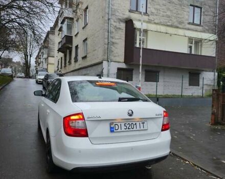 Белый Шкода Рапид, объемом двигателя 1.4 л и пробегом 228 тыс. км за 7500 $, фото 7 на Automoto.ua