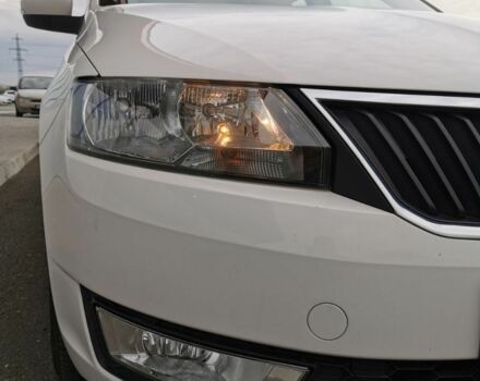 Білий Шкода Рапід, об'ємом двигуна 1 л та пробігом 280 тис. км за 7500 $, фото 2 на Automoto.ua