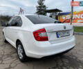 Білий Шкода Рапід, об'ємом двигуна 1.6 л та пробігом 200 тис. км за 8500 $, фото 8 на Automoto.ua