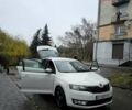 Белый Шкода Рапид, объемом двигателя 1.4 л и пробегом 228 тыс. км за 7500 $, фото 1 на Automoto.ua