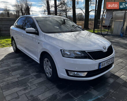 Белый Шкода Рапид, объемом двигателя 1.6 л и пробегом 115 тыс. км за 11600 $, фото 1 на Automoto.ua