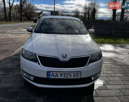 Белый Шкода Рапид, объемом двигателя 1.6 л и пробегом 115 тыс. км за 11600 $, фото 2 на Automoto.ua