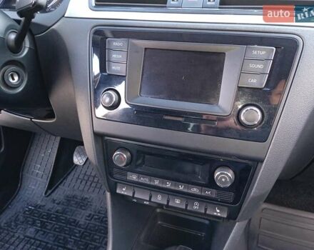 Белый Шкода Рапид, объемом двигателя 1.2 л и пробегом 155 тыс. км за 9000 $, фото 16 на Automoto.ua