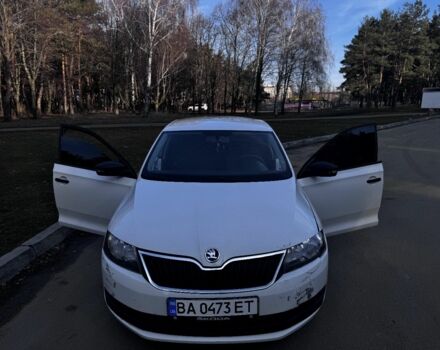 Белый Шкода Рапид, объемом двигателя 1.2 л и пробегом 260 тыс. км за 6600 $, фото 12 на Automoto.ua