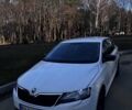 Білий Шкода Рапід, об'ємом двигуна 1.2 л та пробігом 247 тис. км за 7200 $, фото 1 на Automoto.ua
