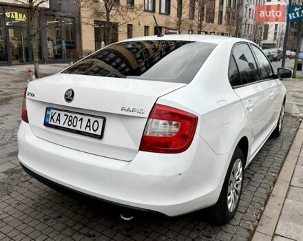 Белый Шкода Рапид, объемом двигателя 1.2 л и пробегом 141 тыс. км за 7800 $, фото 6 на Automoto.ua