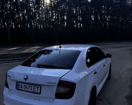 Белый Шкода Рапид, объемом двигателя 1.2 л и пробегом 260 тыс. км за 6600 $, фото 17 на Automoto.ua