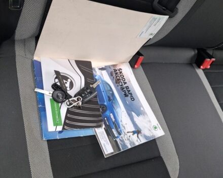 Белый Шкода Рапид, объемом двигателя 1.6 л и пробегом 114 тыс. км за 11000 $, фото 11 на Automoto.ua