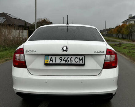 Белый Шкода Рапид, объемом двигателя 1.6 л и пробегом 115 тыс. км за 13000 $, фото 6 на Automoto.ua