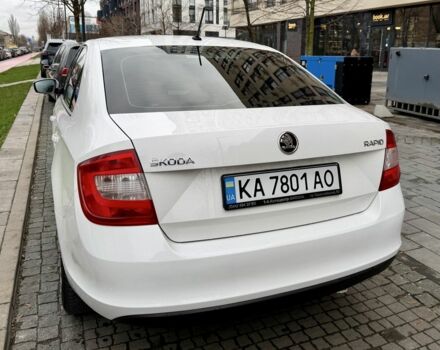 Белый Шкода Рапид, объемом двигателя 1.2 л и пробегом 141 тыс. км за 7800 $, фото 4 на Automoto.ua
