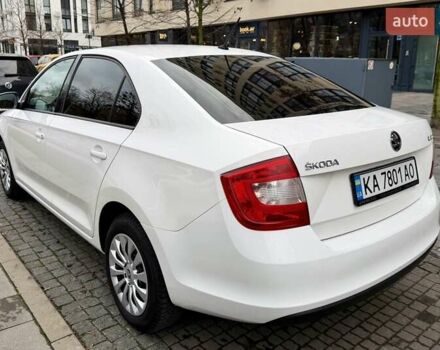 Белый Шкода Рапид, объемом двигателя 1.2 л и пробегом 141 тыс. км за 7800 $, фото 3 на Automoto.ua