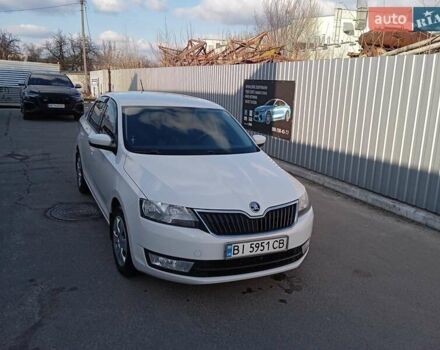 Белый Шкода Рапид, объемом двигателя 1.2 л и пробегом 155 тыс. км за 9000 $, фото 6 на Automoto.ua