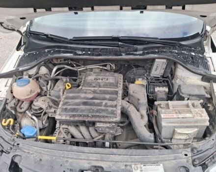 Белый Шкода Рапид, объемом двигателя 1.6 л и пробегом 114 тыс. км за 11000 $, фото 13 на Automoto.ua