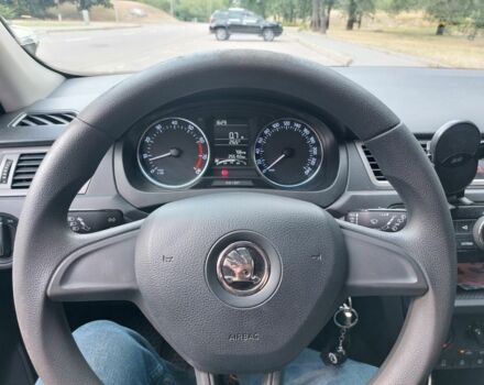 Белый Шкода Рапид, объемом двигателя 1.2 л и пробегом 260 тыс. км за 6600 $, фото 10 на Automoto.ua