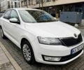 Белый Шкода Рапид, объемом двигателя 1.2 л и пробегом 141 тыс. км за 7800 $, фото 10 на Automoto.ua