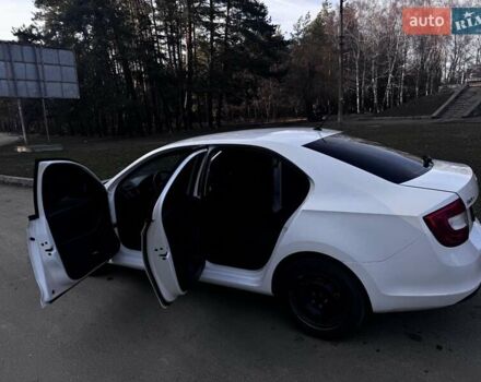 Білий Шкода Рапід, об'ємом двигуна 1.2 л та пробігом 247 тис. км за 7200 $, фото 9 на Automoto.ua