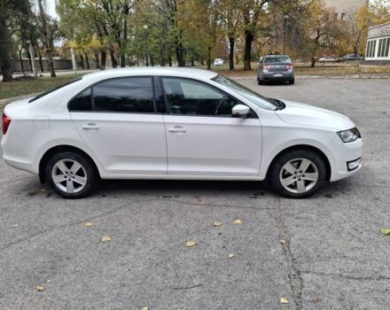 Белый Шкода Рапид, объемом двигателя 1.6 л и пробегом 114 тыс. км за 11000 $, фото 3 на Automoto.ua