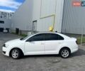 Белый Шкода Рапид, объемом двигателя 1.6 л и пробегом 310 тыс. км за 5400 $, фото 6 на Automoto.ua
