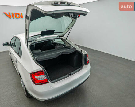 Білий Шкода Рапід, об'ємом двигуна 1.6 л та пробігом 78 тис. км за 11644 $, фото 5 на Automoto.ua