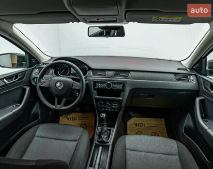 Білий Шкода Рапід, об'ємом двигуна 1.6 л та пробігом 111 тис. км за 10767 $, фото 9 на Automoto.ua