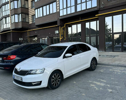 Белый Шкода Рапид, объемом двигателя 1.6 л и пробегом 160 тыс. км за 10000 $, фото 7 на Automoto.ua