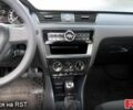 Белый Шкода Рапид, объемом двигателя 1.6 л и пробегом 110 тыс. км за 9900 $, фото 8 на Automoto.ua