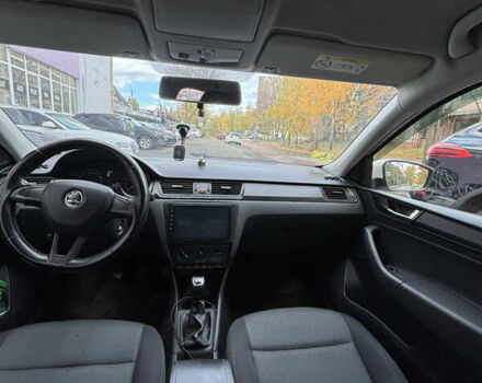 Шкода Рапид 2018 в Киеве на Automoto.ua Белый Шкода Рапид, объемом двигателя 1.6 л и пробегом 350 тыс. км за 7000 $, фото 7 на Automoto.ua