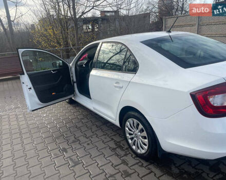 Білий Шкода Рапід, об'ємом двигуна 1.6 л та пробігом 158 тис. км за 8800 $, фото 2 на Automoto.ua