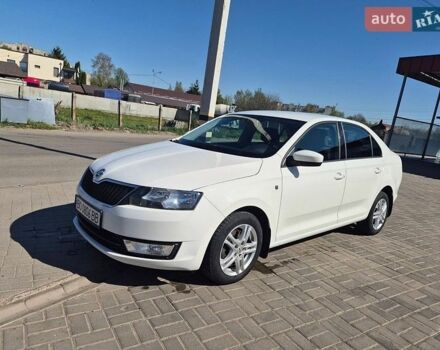Белый Шкода Рапид, объемом двигателя 1.6 л и пробегом 147 тыс. км за 7300 $, фото 1 на Automoto.ua