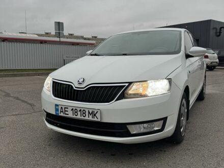 Білий Шкода Рапід, об'ємом двигуна 1.6 л та пробігом 241 тис. км за 6000 $, фото 1 на Automoto.ua